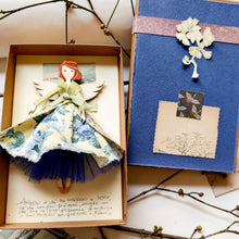 Carica l'immagine nel visualizzatore di Gallery, Angelo di chi ha CORAGGIO - serie NEW P/E 2026