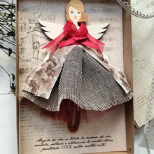 Carica l'immagine nel visualizzatore di Gallery, Angelo di CHI TENDE LA MANO - serie NEW NATALE