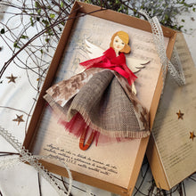 Carica l'immagine nel visualizzatore di Gallery, Angelo di CHI TENDE LA MANO - serie NEW NATALE