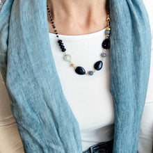 Carica l'immagine nel visualizzatore di Gallery, Collana BLU PROFONDO