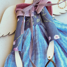 Carica l'immagine nel visualizzatore di Gallery, ANGELO delle SORELLE - Collezione A/I Famiglia