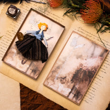 Carica l'immagine nel visualizzatore di Gallery, Angelo della FARFALLA AZZURRA in legno di pioppo, dipinto e vestito a mano, sottogonna di tulle, gonna di lana, top di tulle e raso azzurro. Ricchissimo di accessori.
