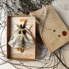 Carica l&#39;immagine nel visualizzatore di Gallery, Angelo delle PICCOLE LUCI - serie NEW NATALE
