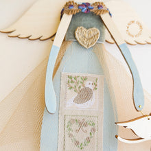 Carica l&#39;immagine nel visualizzatore di Gallery, ANGELO delle AMICHE - Collezione A/I Famiglia
