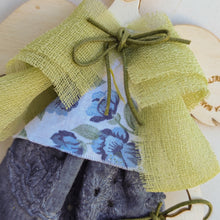 Carica l&#39;immagine nel visualizzatore di Gallery, ANGELO della FAMIGLIA - Collezione A/I Famiglia
