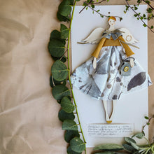 Carica l&#39;immagine nel visualizzatore di Gallery, ANGELO della NONNA - Collezione A/I Famiglia
