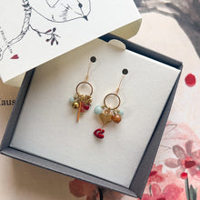 Carica l'immagine nel visualizzatore di Gallery, Orecchini CUORI FIORITI di AMAZZONITE
