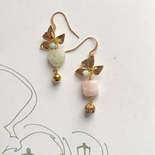 Carica l'immagine nel visualizzatore di Gallery, Orecchini FIORI di ACQUAMARINA
